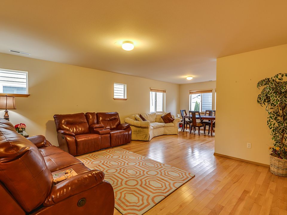 1st image of 8426 229th Dr NE