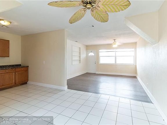 5th image of 1536 N Seacrest Blvd