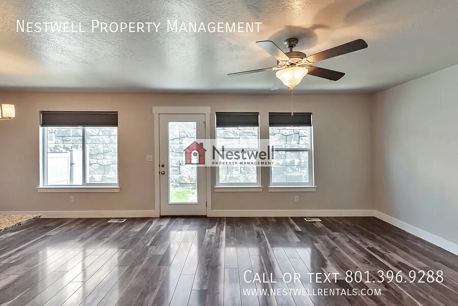 Amazing 3-bed Townhome in Lehi — Photo 3