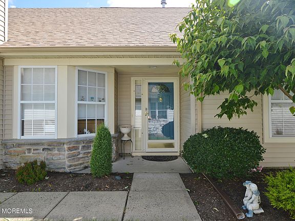 2nd image of 2640 Lancaster Lane