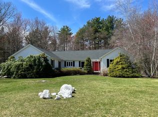 14 Country Club Rd, Sterling, MA 01564