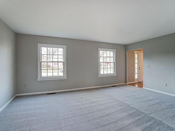 3rd image of 88 Haddam Pl W