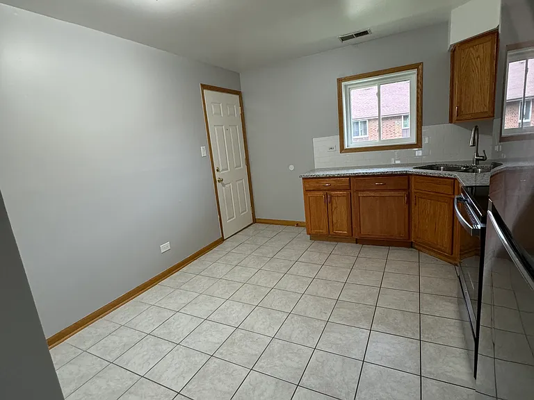 6412 Nature Dr #3E — Photo 2