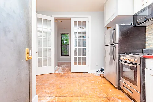 1493 Gates Ave #3D Photo 1