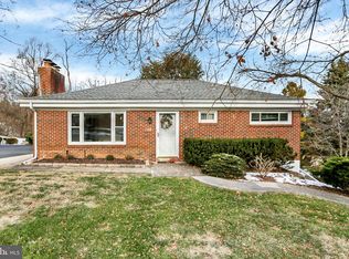 211 Walnut Level Rd, New Cumberland, PA 17070