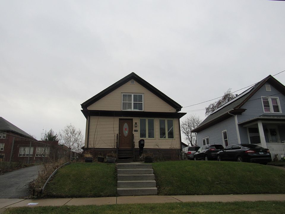1st image of 648 Woodlawn Ave