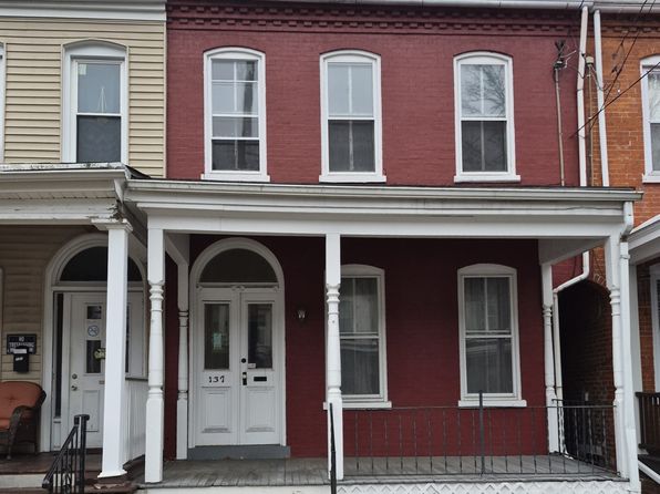 137 E New St