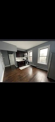 149 Zabriskie St Photo 1