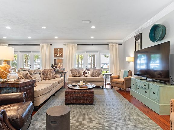 5th image of 2633 NE Cherry Lake Cir