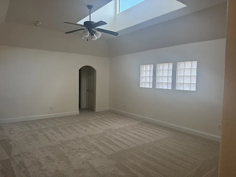 5967 Hidden Creek Ln — Photo 31