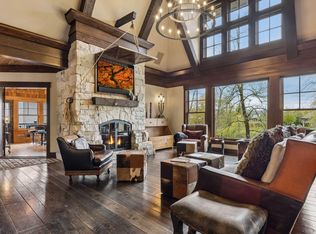1610 Locust Hills Pl, Wayzata, MN 55391