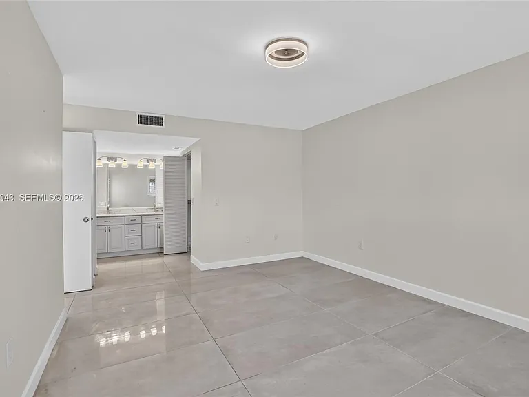 13800 SW 14th St #114C — Photo 19