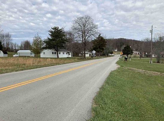Exterior Neighborhood (street photo)