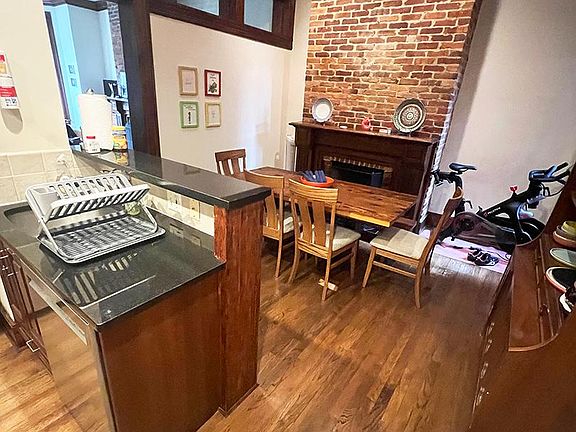 5th image of 1708 19th St NW #2