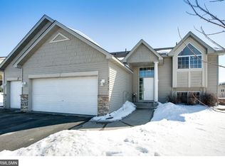 2315 Coldwater Xing, Mayer, MN 55360