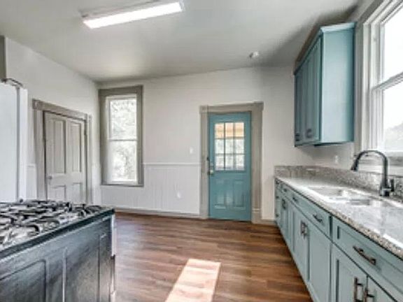 3rd image of 1515 E Southcross Blvd APT 1