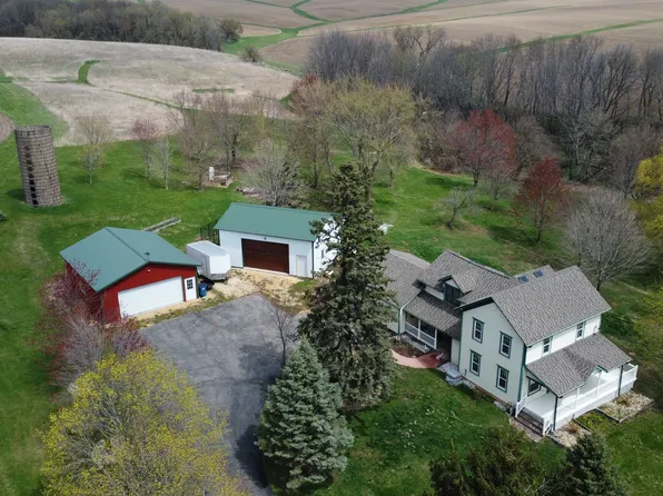 24205 Payne Rd, Shannon, IL 61078