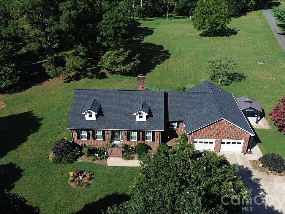 1st image of 1730 Smith Farm Rd
