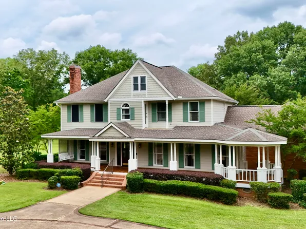 346 Quail Hollow Dr, Clinton, MS 39056