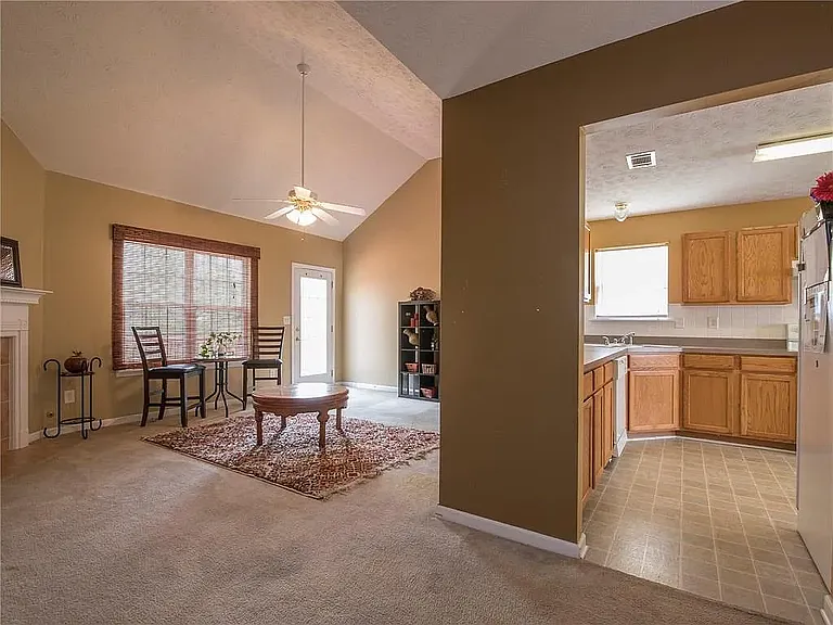 4363 Lock Ness Ln — Photo 27