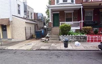 5202 Webster St #1 — Photo 8