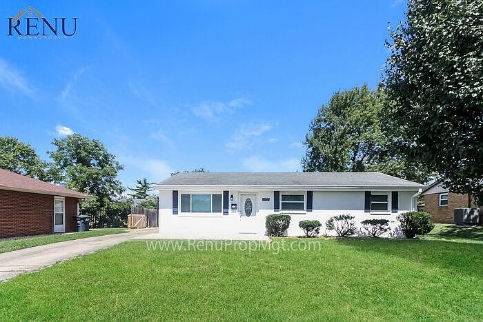 1st image of 222 Grovewood Dr