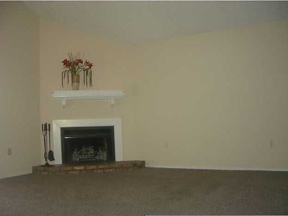 2nd image of 16619 Woodlawn Acres Ave