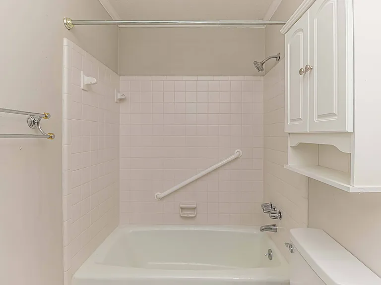 108 Fox Run Cir — Photo 8