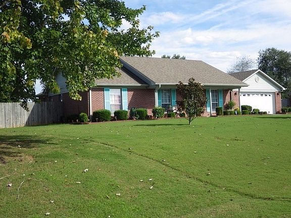 3rd image of 133 Canoebrook Ln