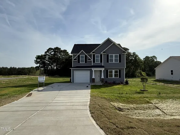 63 Coharie Dr, Lillington, NC 27546