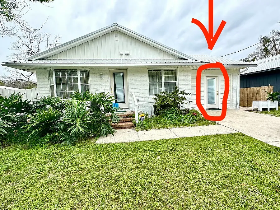 32 Nesmith Ave #2