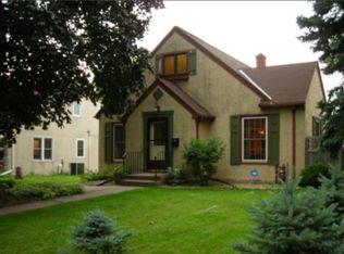 1175 Burnquist St, Saint Paul, MN 55106