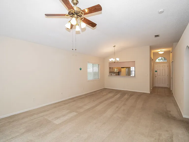 3256 Ayrshire St — Photo 3