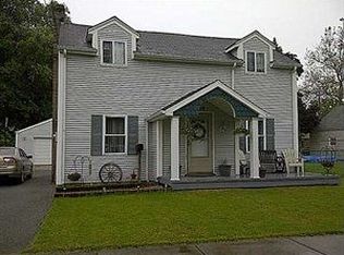 7210 Frontier Ave, Niagara Falls, NY 14304