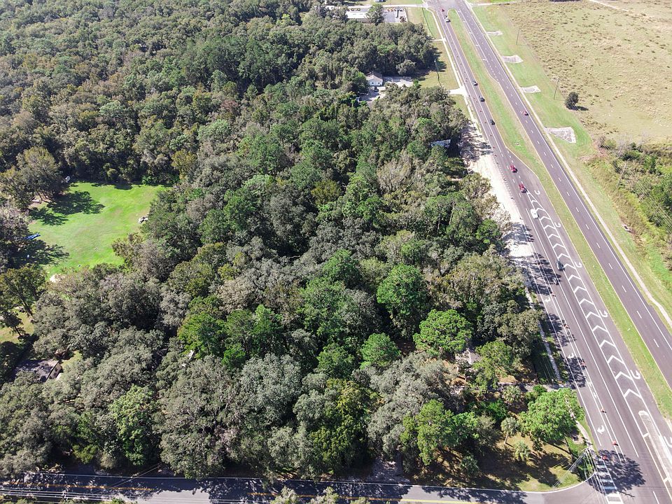 2nd image of 7447 Lykes Dublin Rd