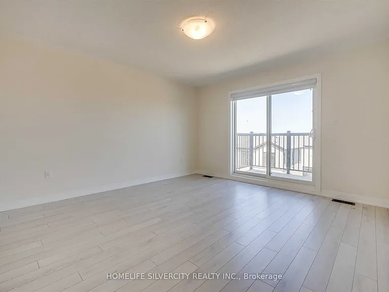 53 Ravenbury St — Photo 35