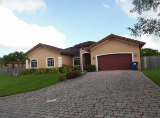 27632 SW 152nd Ct, Homestead, FL 33032