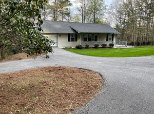 3580 Willow Rd #A, Hendersonville, NC 28739