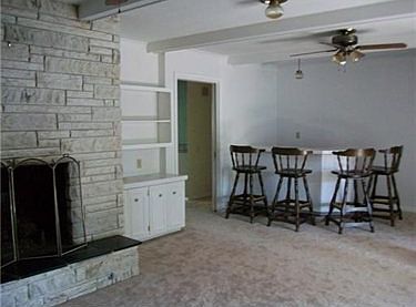 5th image of 5525 Larchmont Dr