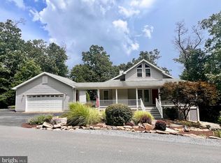 115 Moundbuilder Loop, Hedgesville, WV 25427
