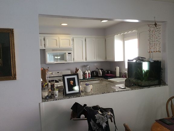 4th image of 1405 N Avenue 56