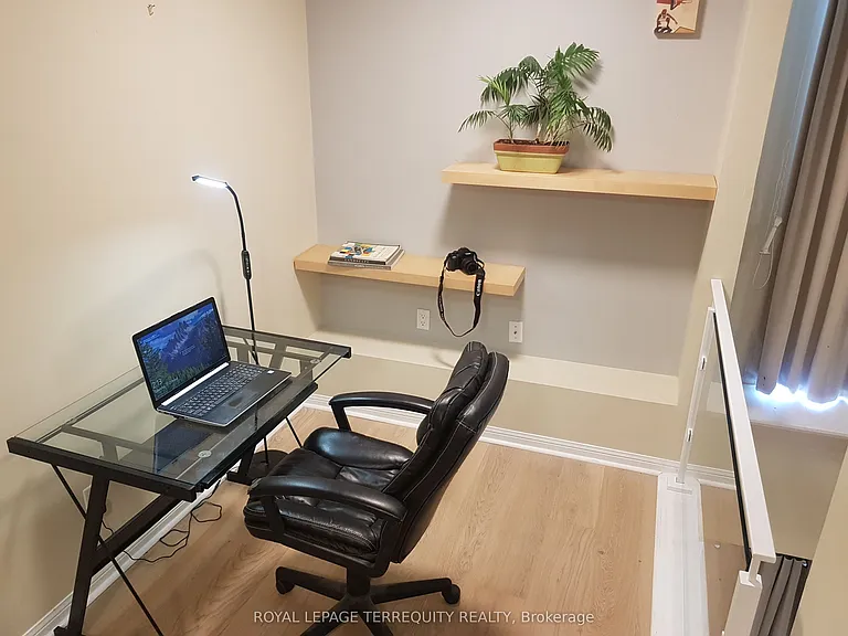 139 Merton St #1046 — Photo 12
