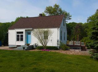 17735 Dogwood Dr, Spring Lake, MI 49456