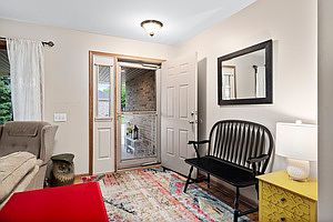 3rd image of 213 Fox Run Dr