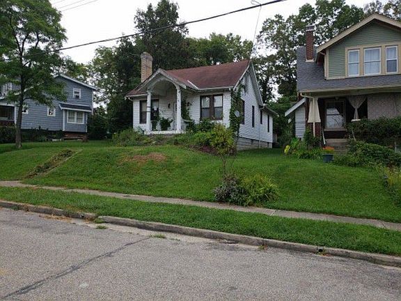 3rd image of 42 Sheridan Ave
