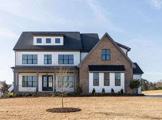 1401 Lake Adventure Ct, Raleigh, NC 27613