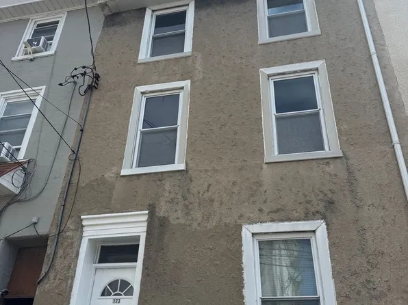 173 Markle St, Philadelphia, PA 19127