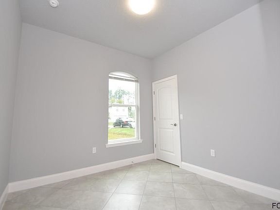 5th image of 25 Rose Petal Ln