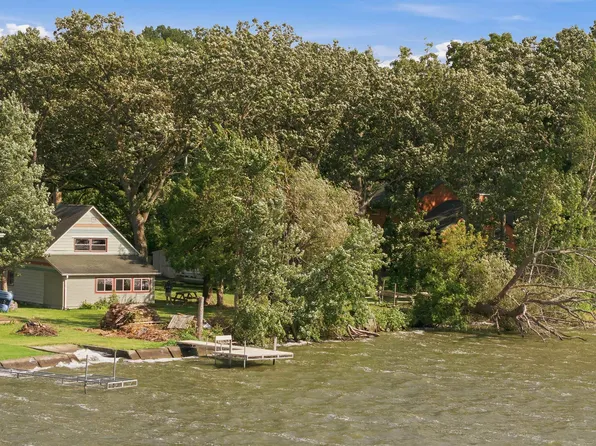 N8405 Sunset Blvd, Beaver Dam, WI 53916