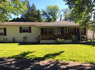 1 Spruce Cir, Bath, PA 18014